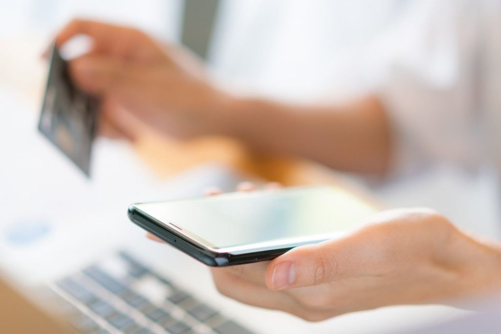 Navigating Indonesia’s E-Wallets, Fintech, and Beyond